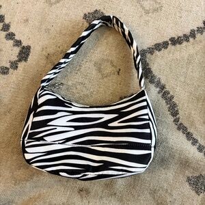 Y2k style adorable purse mint condition * accepting offers * Zebra print